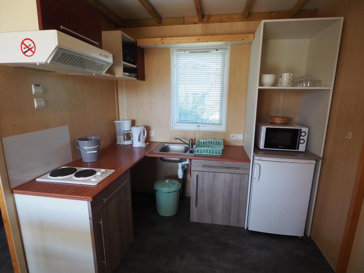 Camping Le Sorlut Cozes ภายนอก รูปภาพ